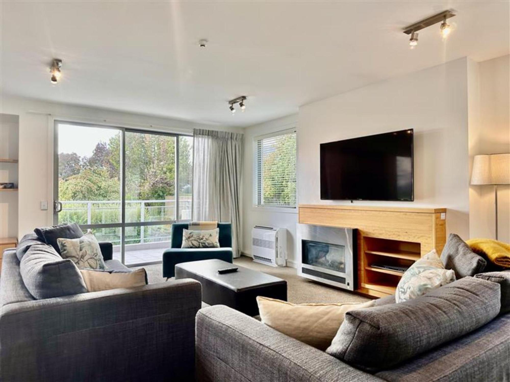 Belvedere Apartments Wanaka Esterno foto